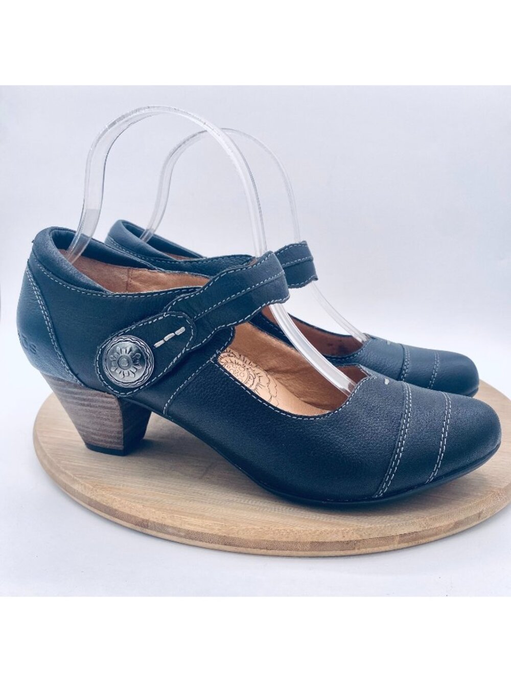 Taos Mary Jane Shoes Womens 9 40 Black Leather Dutchess Comfort Heels